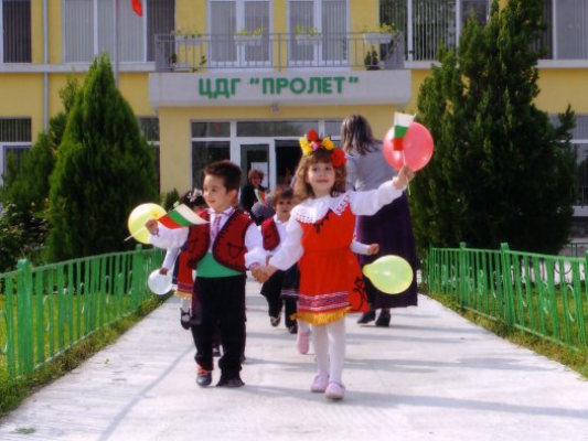 Гергьовден в Детската градина - учебна 2011-2012г.